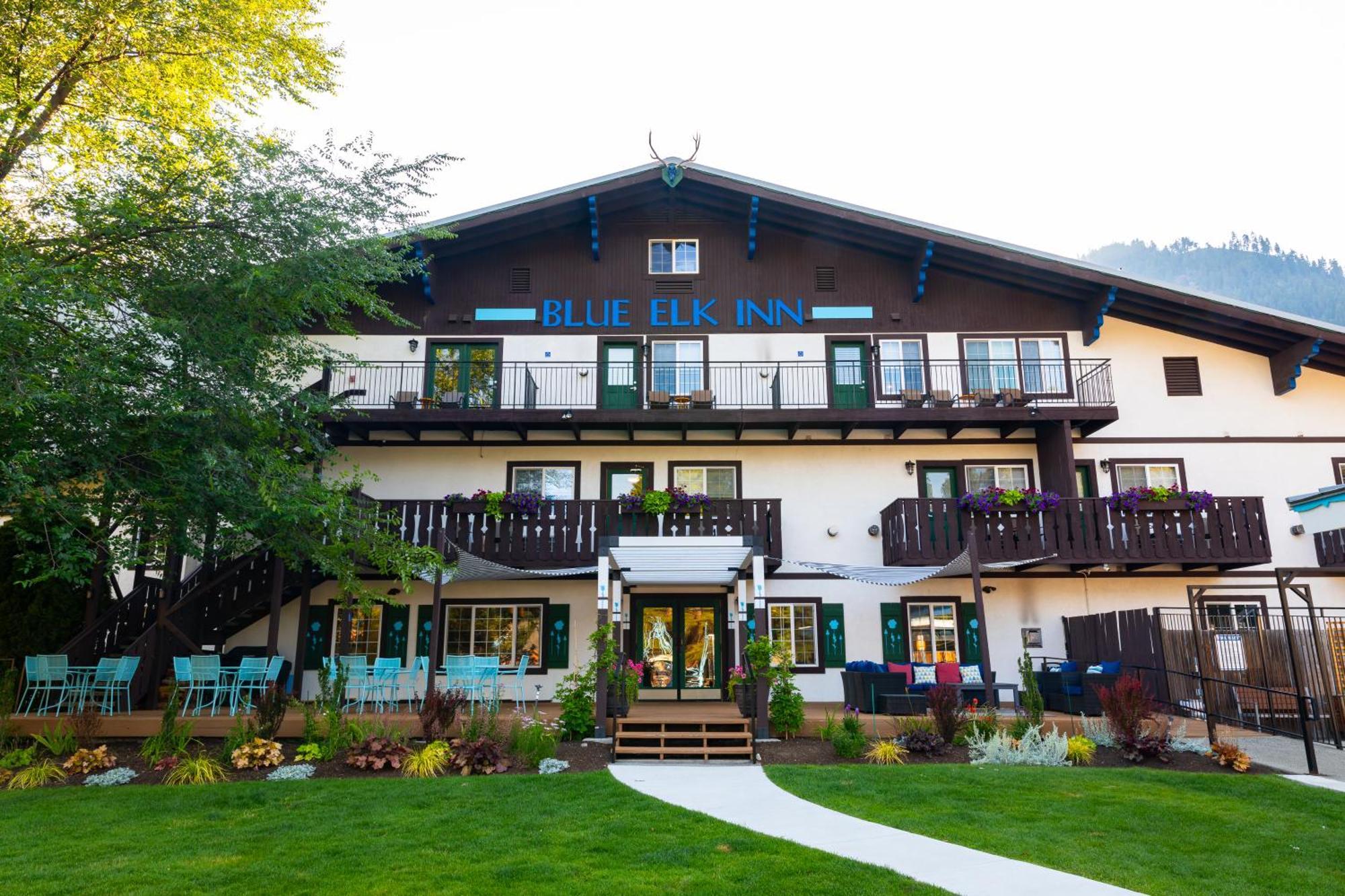 Blue Elk Inn เลเวนเวิร์ท ภายนอก รูปภาพ